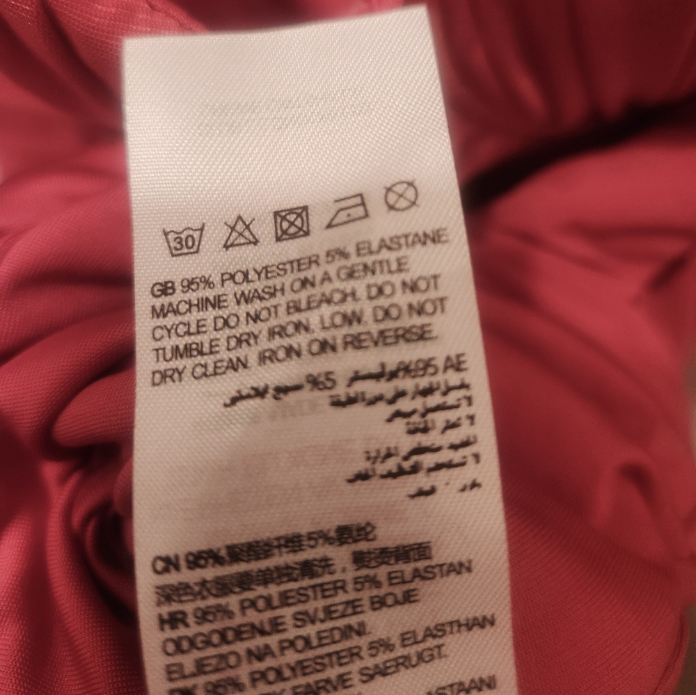 Club L London | Breakthough Raspberry Ruched Halterneck Mini Dress - Picture 8 of 9